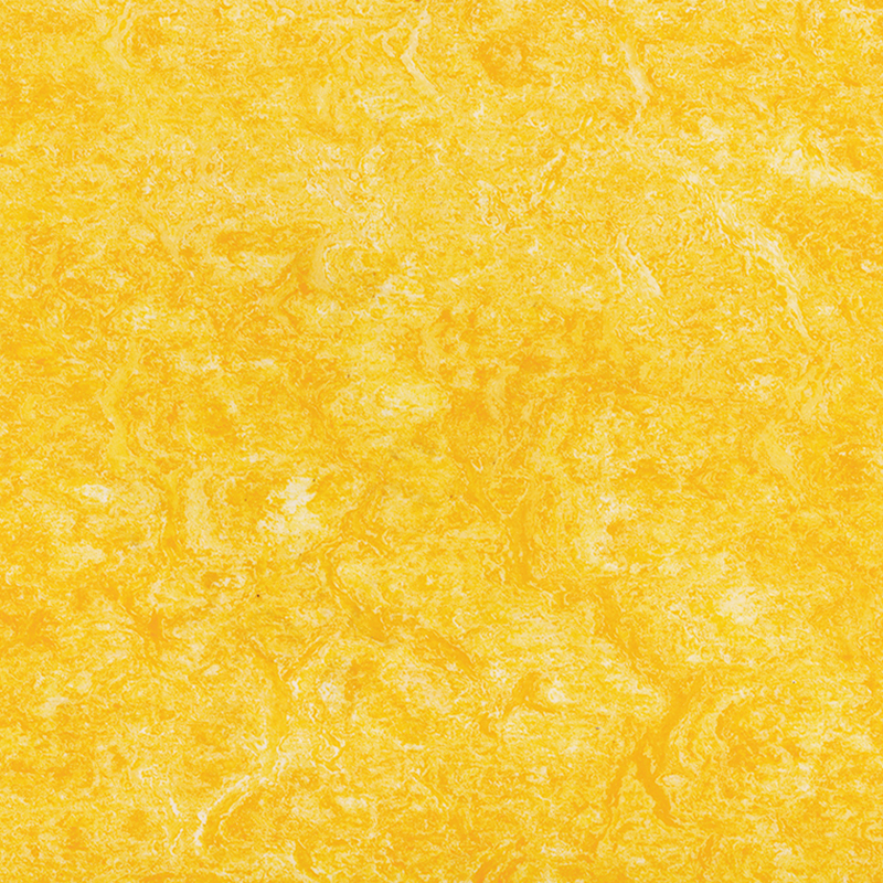 Friotaíocht stain & urláir ilchineálach ar chostas íseal