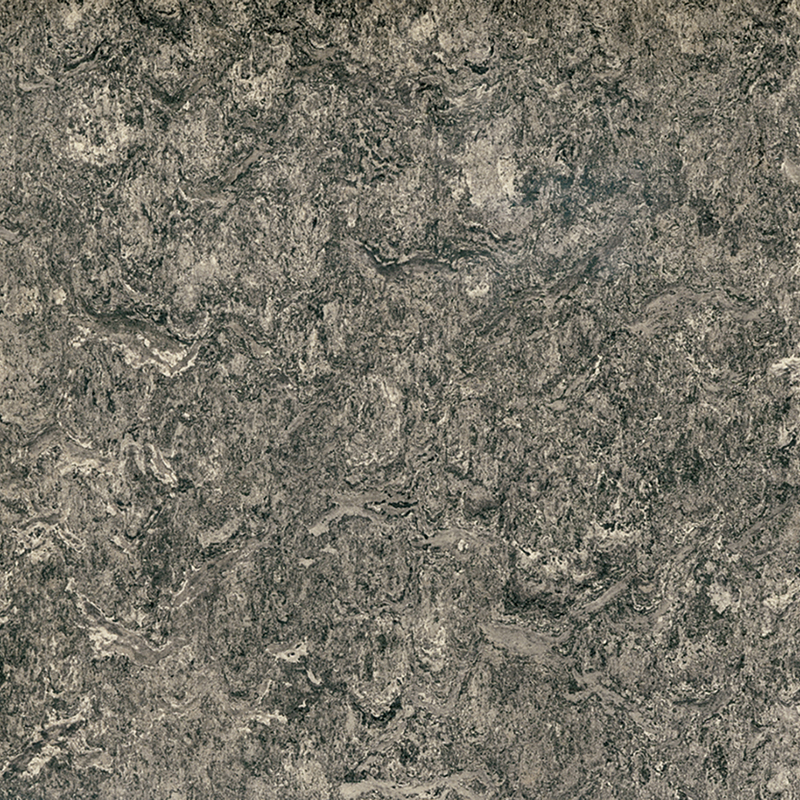 Friotaíocht stain & urláir ilchineálach ar chostas íseal