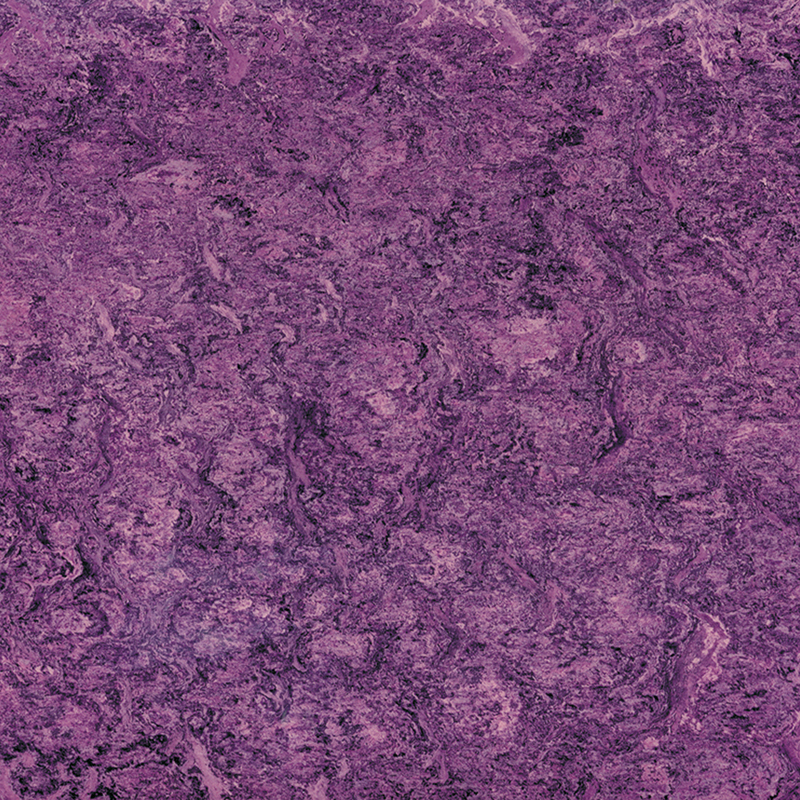 Friotaíocht stain & urláir ilchineálach ar chostas íseal