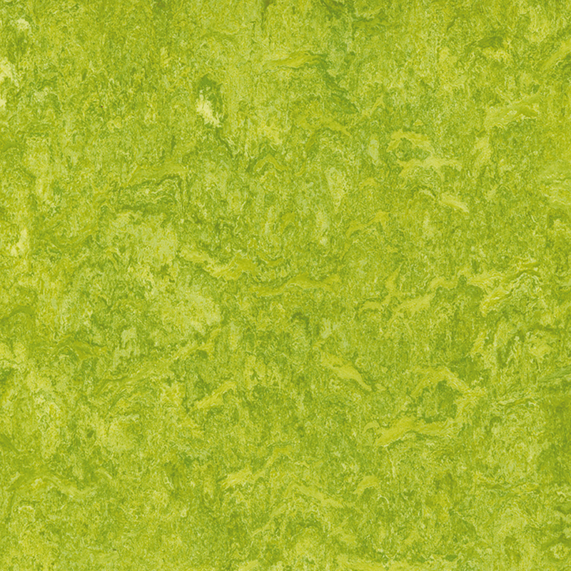 Friotaíocht stain & urláir ilchineálach ar chostas íseal